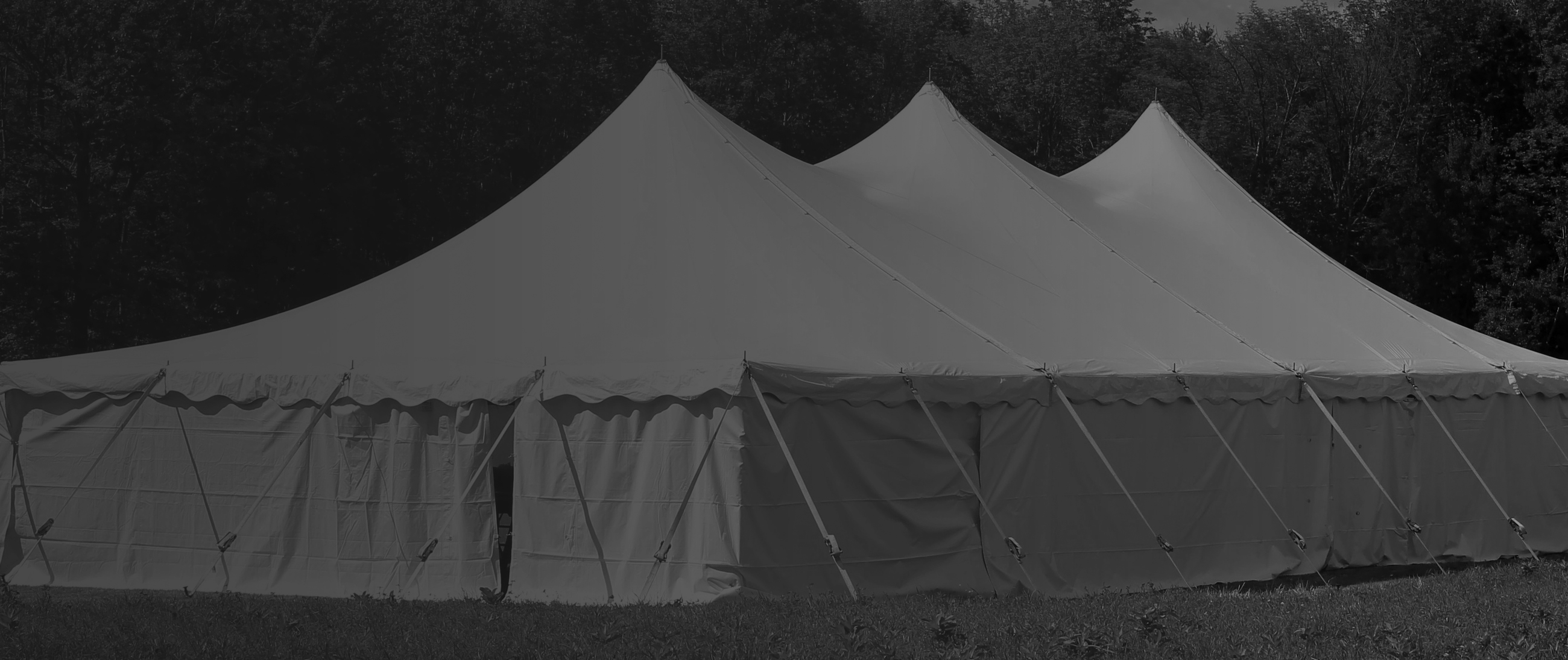 Les Machines Boys: Spécialistes en installation/location de tentes & chapiteaux pour mariages, événements corporatifs, festivals et partys privés dans les Laurentides